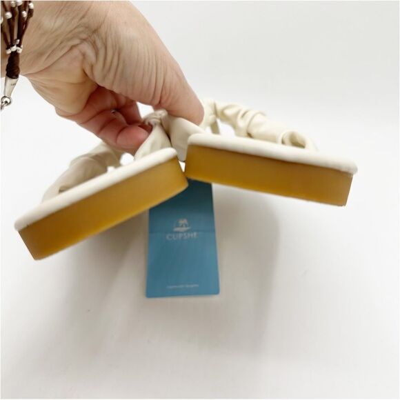 Y2K Cream Ruched Flip Flop Flat Slip-On Sandals New US 8 EUR 38 - Picture 6 of 12